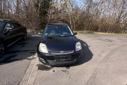 Ford Fiesta 222.000 km 2.200 &euro; Dürrholz 56307