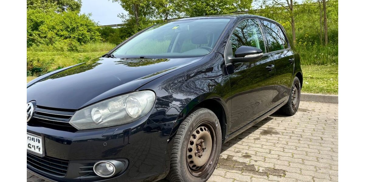 VW Golf 215.368 km 2.900 &euro; Kettig 56220
