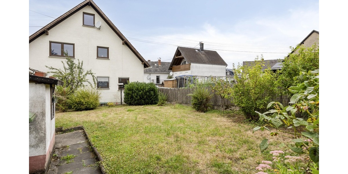 Gemütliches Haus mit großem Grundstück in Simmern - Einfamilienhaus Simmern | Angebot:27280866