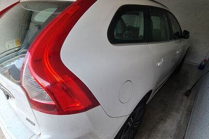 Volvo XC60 160.000 km 17.700 € Koblenz 56077