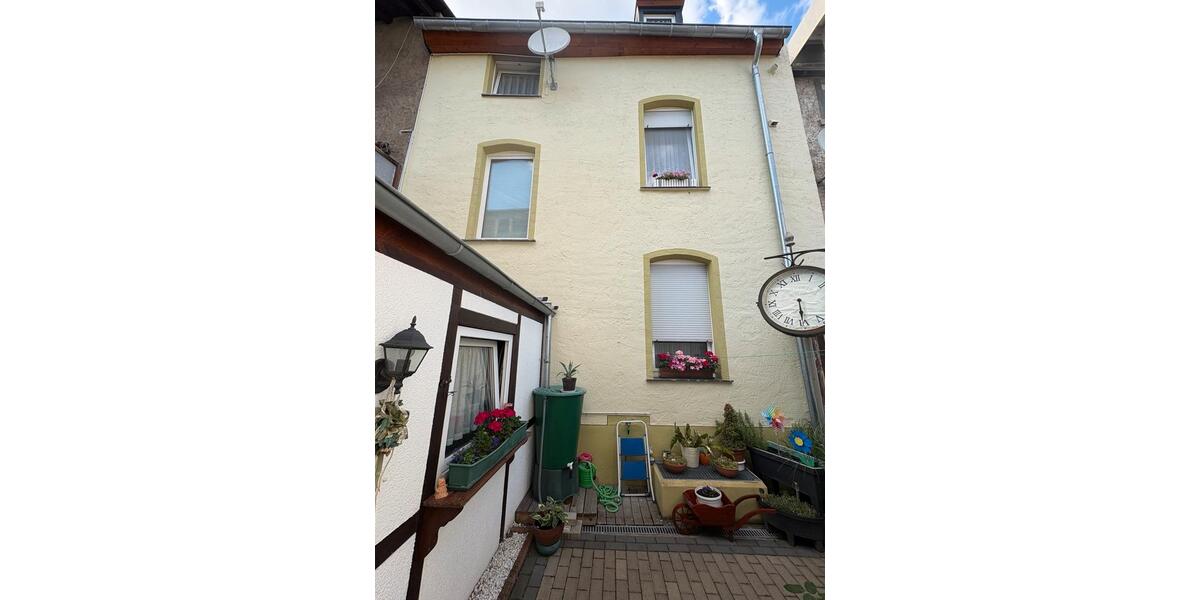 Reihenhaus Mayen - 6 Zimmer, 150 m&sup2;, 299.000&euro; | Angebot:27158131