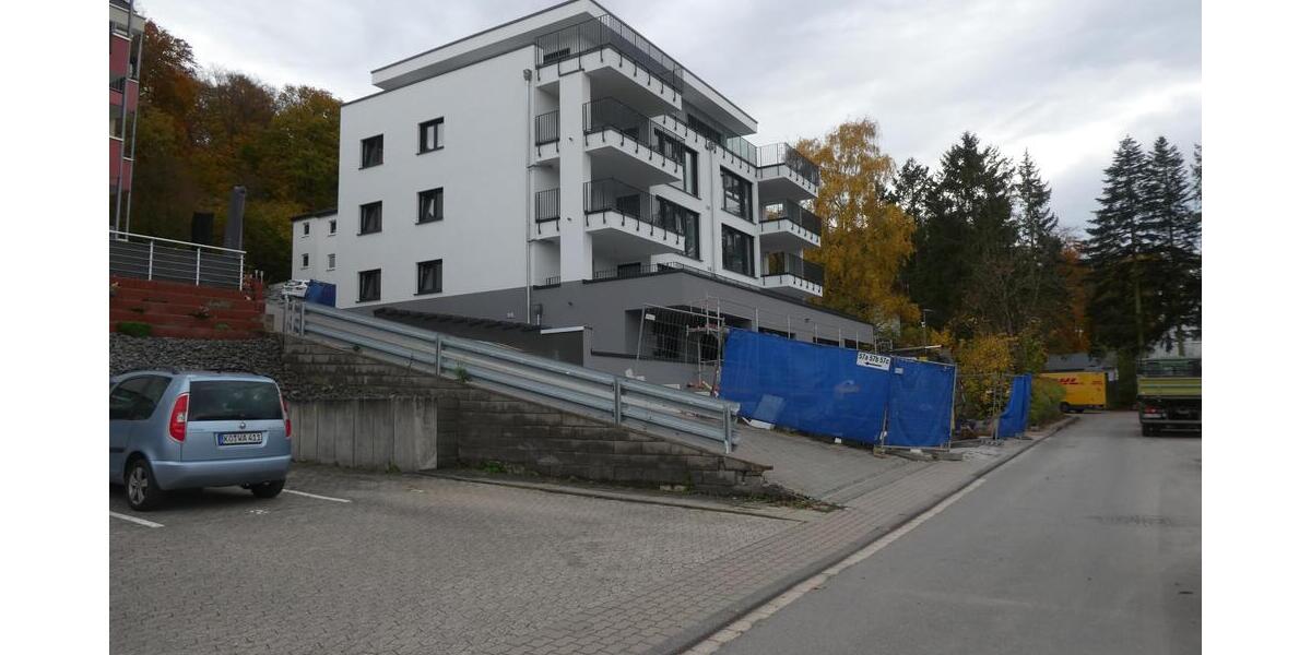 Toller Rheinblick- Helle altengerechte Wohnung im KFW 40 Energiesparhaus in ruhiger Lage im Grünen 3 zimmer