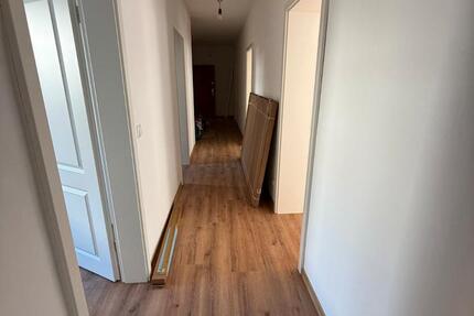 Wohnung Koblenz - 4 Zimmer, 100 m&sup2;, 1.500&euro; | Angebot:26381928
