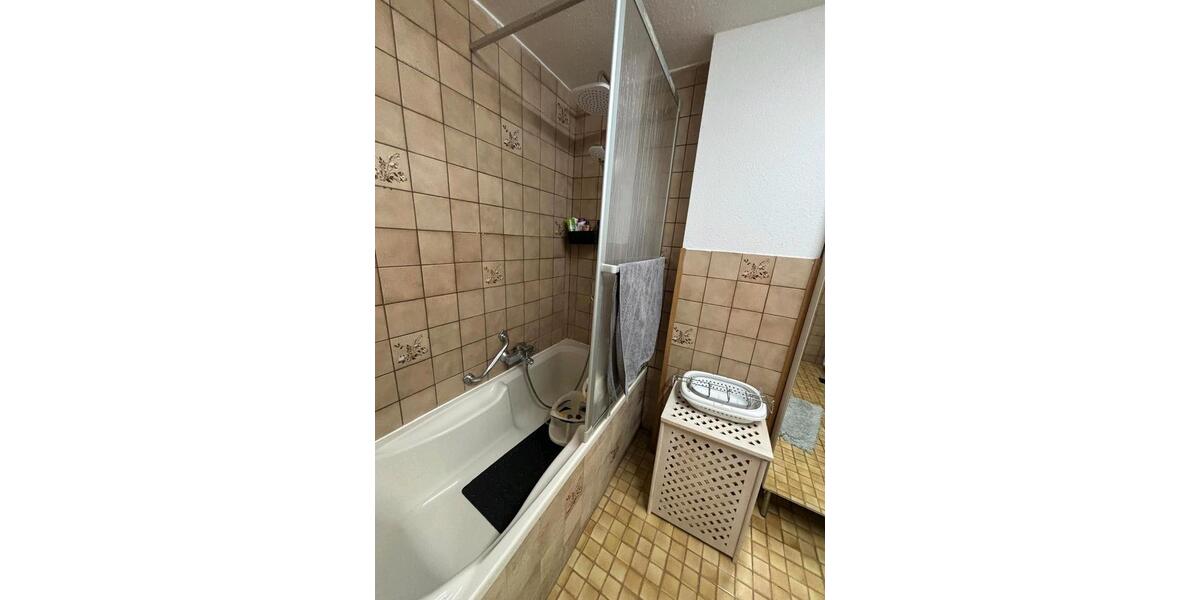Etagenwohnung Dierdorf - 2 Zimmer, 76 m&sup2;, 650&euro; | Angebot:26183378