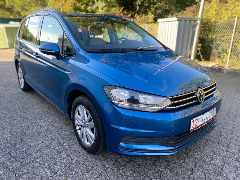 VW Touran 149.600 km 17.650 € Nassau 56377