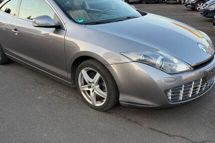 Renault Laguna 155.000 km 5.999 &euro; Girod bei Montabaur 56412