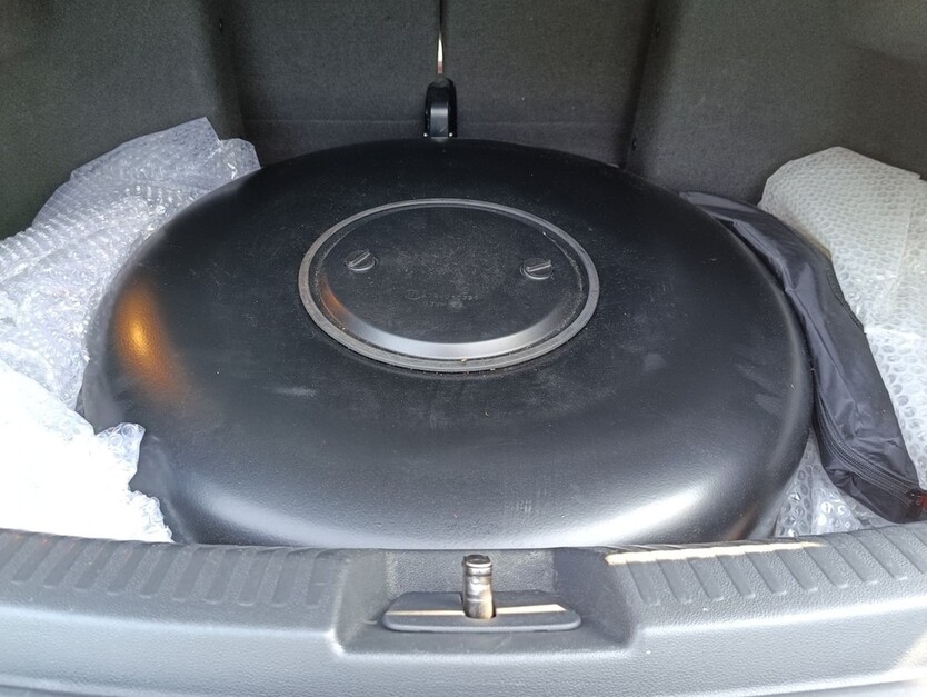 VW Beetle 88.595 km 16.380 € Ney 56283