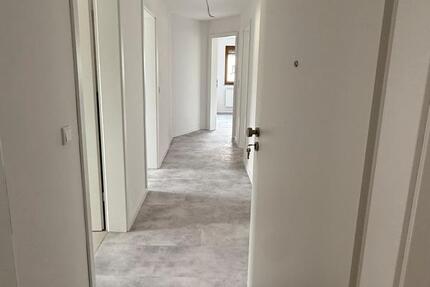 Wohnung Nentershausen - 4 Zimmer, 98 m&sup2;, 890&euro; | Angebot:25044622
