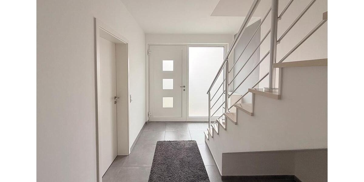 Einfamilienhaus Neuwied Block - 8 Zimmer, 234 m&sup2;, 735.000&euro; | Angebot:25509838