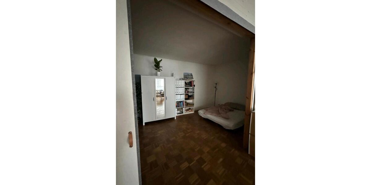Exklusive freistehende Bungalowwohnung 2.5 zimmer