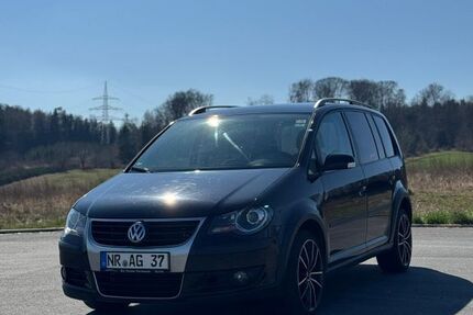 VW Touran 270.000 km 5.200 &euro; Ehlscheid 56581