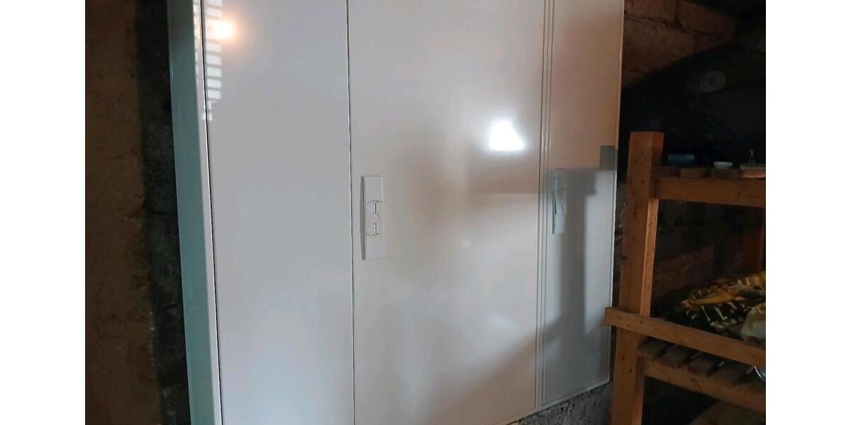 Mehrfamilienhaus, Wohnhaus Osterspai - 10 Zimmer, 272 m&sup2;, 270.000&euro; | Angebot:27287003