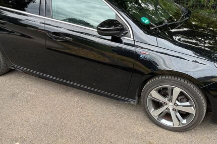 Peugeot 308 106.752 km 9.300 &euro; Boppard 56154