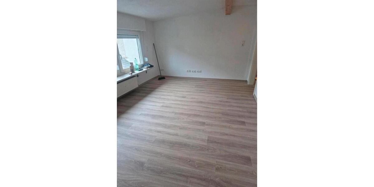 Dachgeschoßwohnung Koblenz Bisholder - 3 Zimmer, 90 m&sup2;, 1.150&euro; | Angebot:26507342