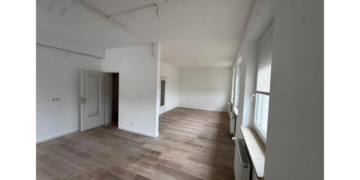 Etagenwohnung Neuwied - 2 Zimmer, 76 m&sup2;, 605&euro; | Angebot:26477138