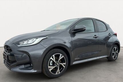 Toyota Yaris 1.200 km 26.990 € Kruft 56642