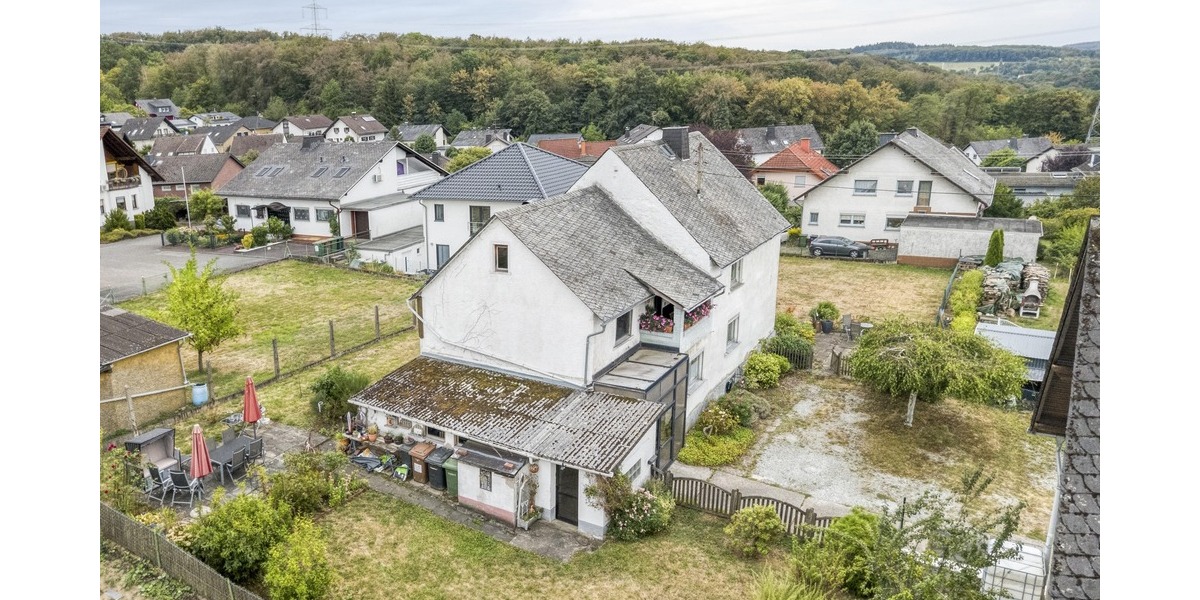 Gemütliches Haus mit großem Grundstück in Simmern - Einfamilienhaus Simmern | Angebot:27280866