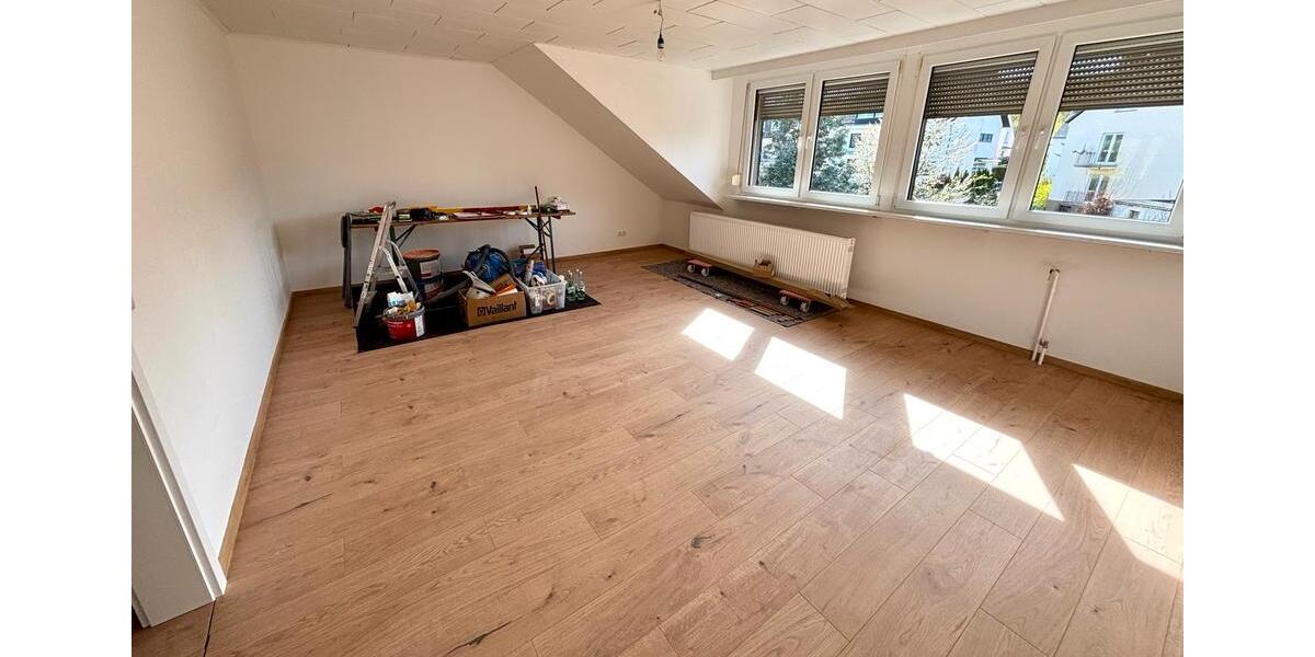 Dachgeschoßwohnung Koblenz Bisholder - 3 Zimmer, 80 m&sup2;, 930&euro; | Angebot:26094444