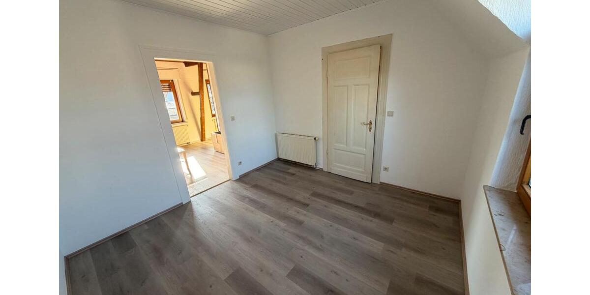Etagenwohnung Neuwied Feldkirchen - 1 Zimmer, 48 m&sup2;, 600&euro; | Angebot:26127182