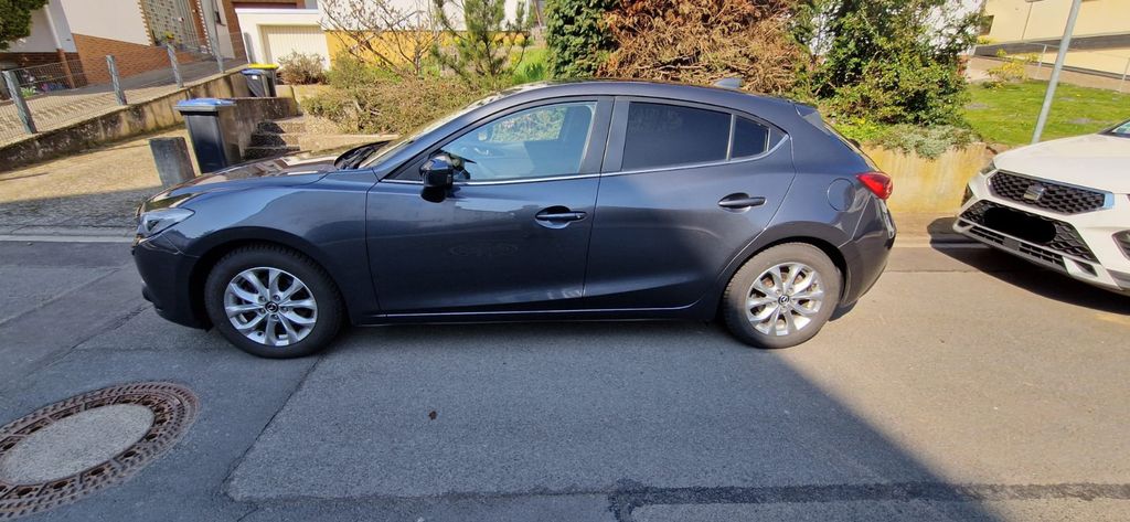 Mazda 3 118.093 km 10.500 &euro; Mayen 56727