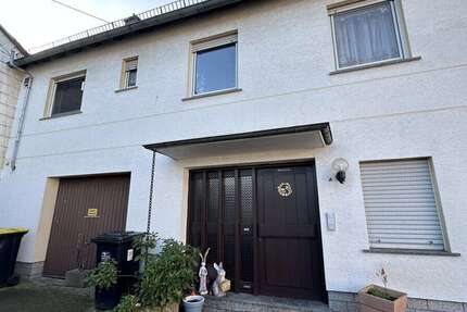 Haus Niedert - 7 Zimmer, 177 m&sup2;, 259.000&euro; | Angebot:25831066