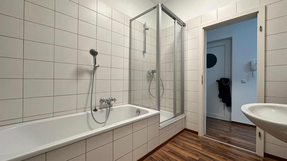 Etagenwohnung Koblenz Bubenheim - 2 Zimmer, 50 m&sup2;, 620&euro; | Angebot:26150088