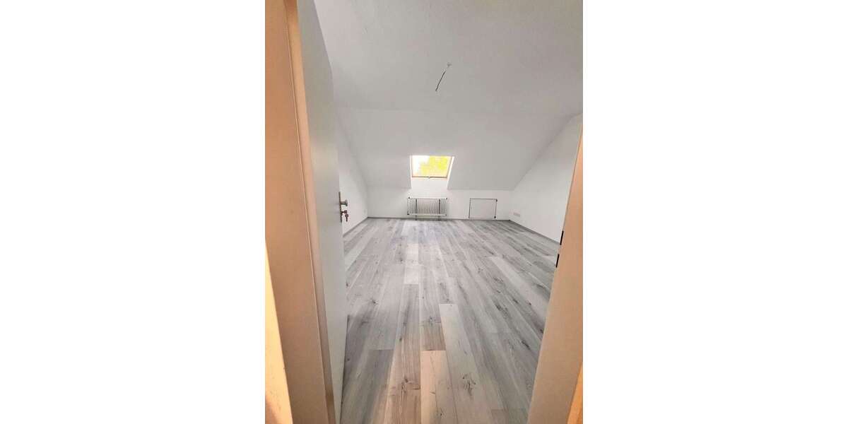 Mehrfamilienhaus als Rendite-Perle im Einzugsgebiet NRWHessen mit Turbo & 4,9 % Einstiegsrendite! - Mehrfamilienhaus, Wohnhaus Breitscheid | Angebot:26145008