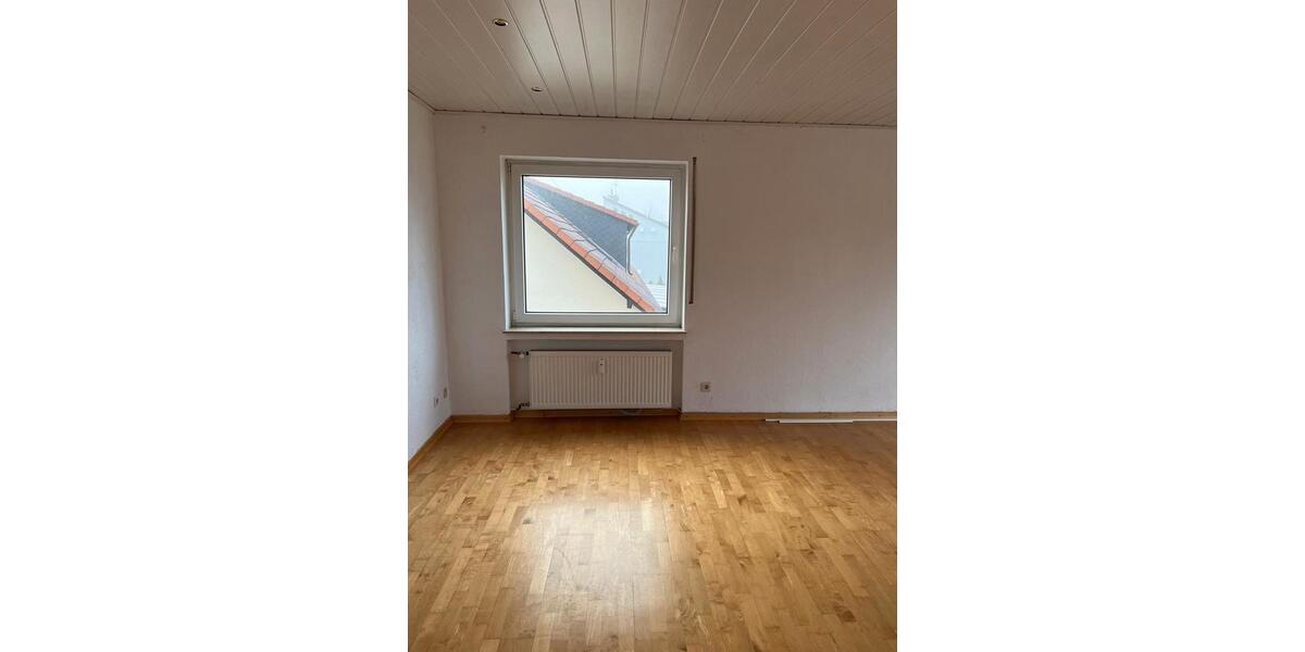 Etagenwohnung Dieblich - 1 Zimmer, 70 m&sup2;, 600&euro; | Angebot:26183373