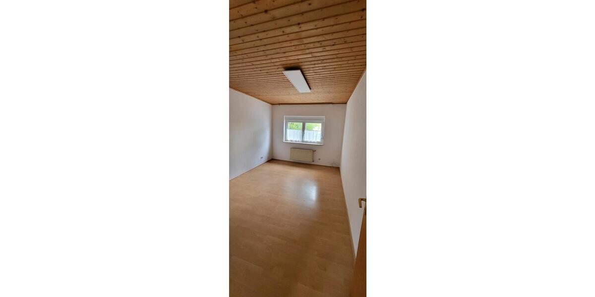 Erdgeschoßwohnung Leiningen - 3 Zimmer, 71 m&sup2;, 535&euro; | Angebot:26413020