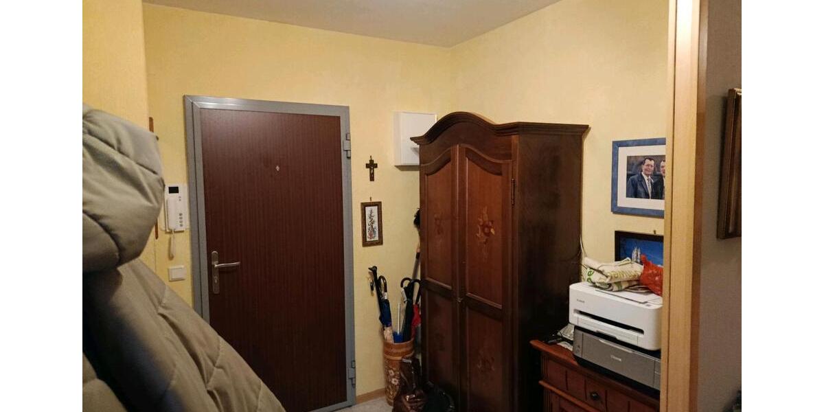 Etagenwohnung Koblenz Karthause - 3 Zimmer, 82 m&sup2;, 240.000&euro; | Angebot:27275610