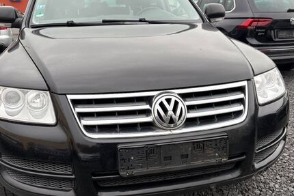 VW Touareg 243.000 km 2.550 &euro; Ochtendung 56299