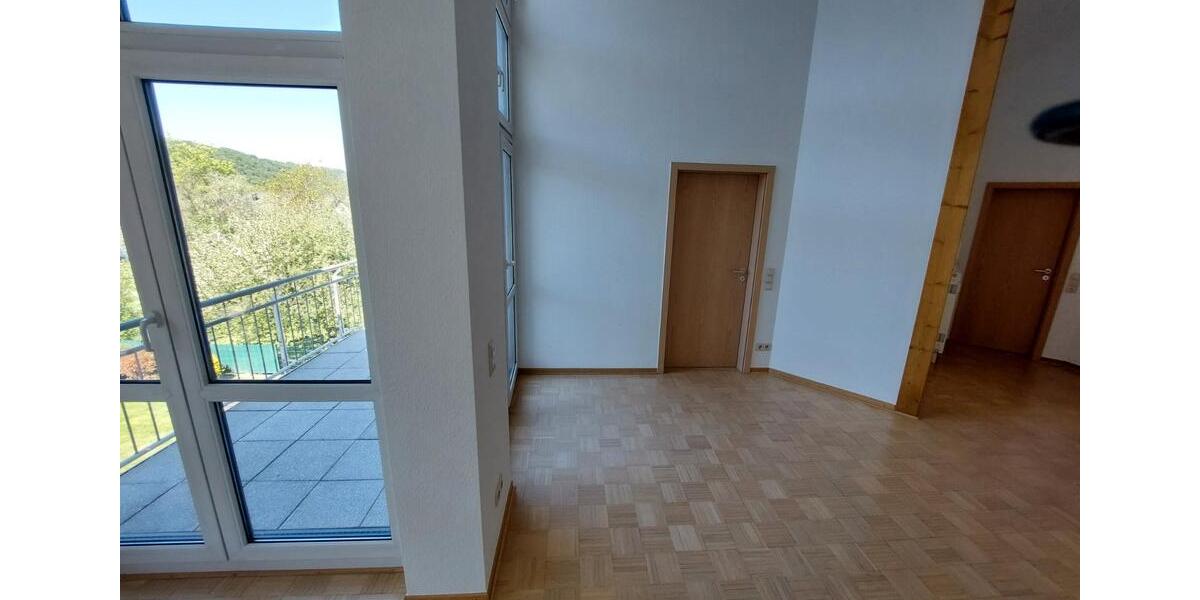 Dachgeschoßwohnung Boppard - 2 Zimmer, 49 m&sup2;, 490&euro; | Angebot:26524661