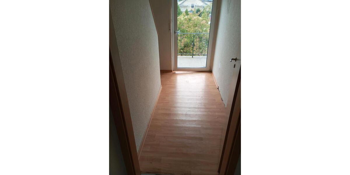 Etagenwohnung Burgbrohl - 5 Zimmer, 110 m&sup2;, 1.200&euro; | Angebot:26042112