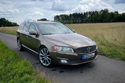 Volvo V70 212.000 km 9.500 € Dernbach 56307