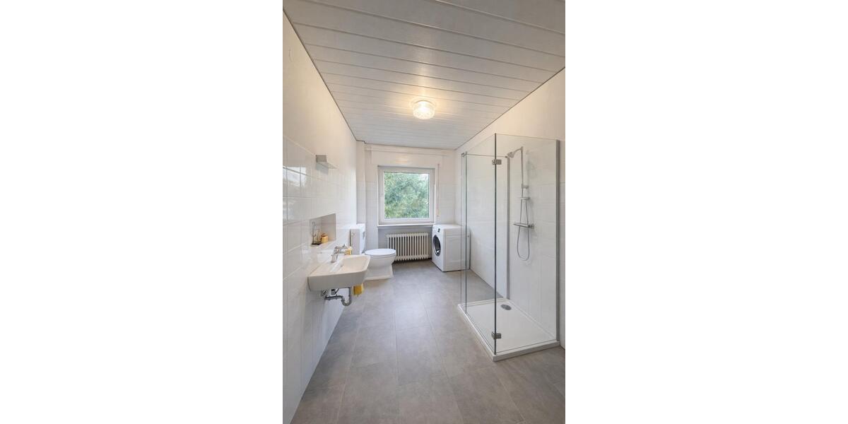 Wohnung zur Vermietung - großes Studio als Wohn- und Essbereich 2 zimmer