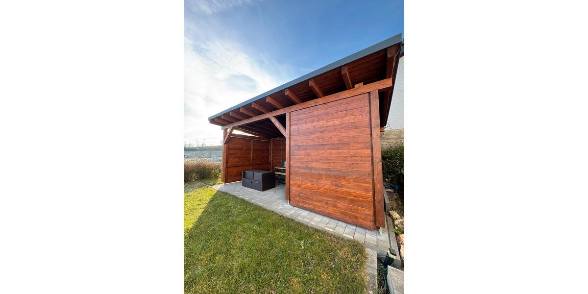 6,5-Zimmer Wohnung in einem Zweiparteienhaus 6.5 zimmer