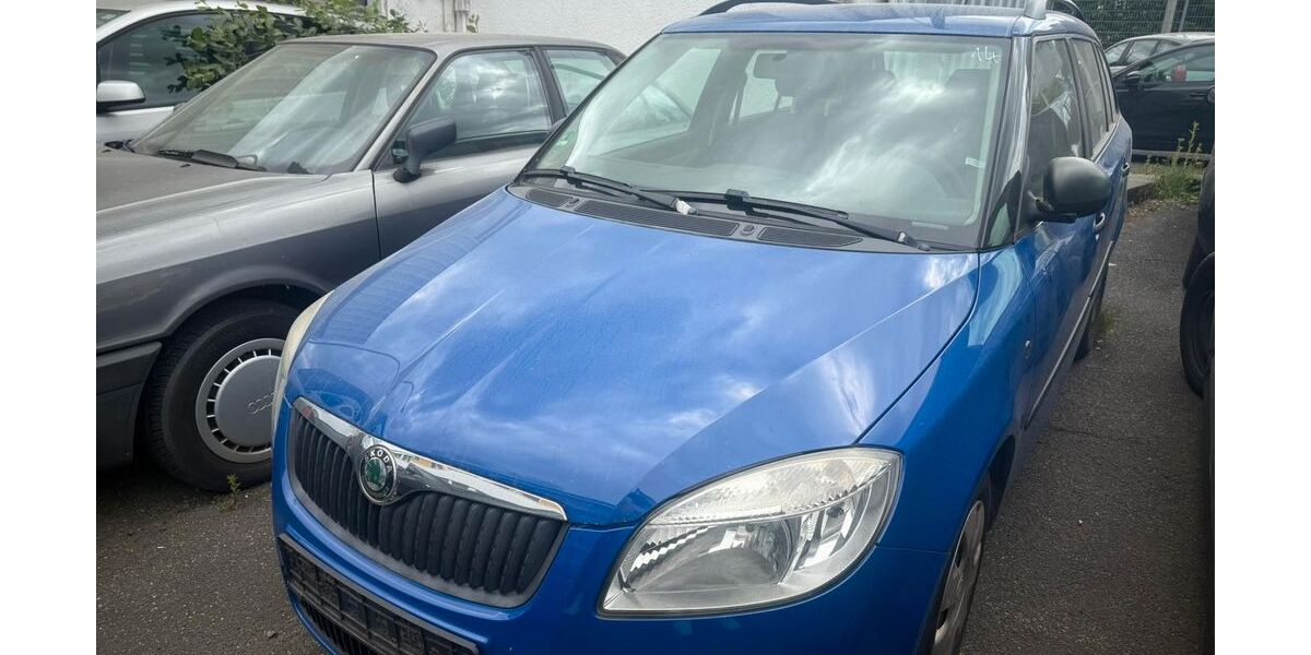 Skoda Fabia 207.000 km 1.490 &euro; Diez 65582