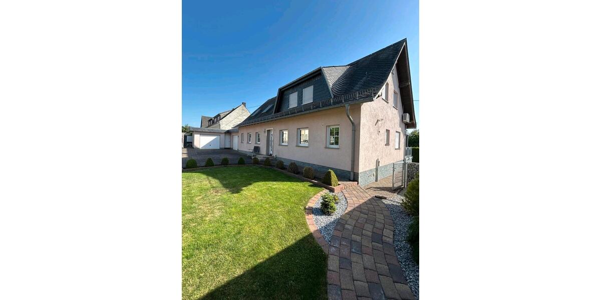 Einfamilienhaus Halsenbach - 5 Zimmer, 180 m&sup2;, 485.000&euro; | Angebot:26951809